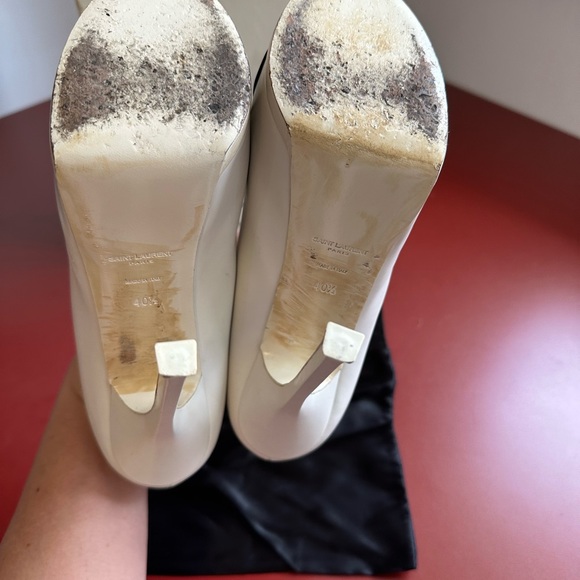 Yves Saint Laurent Platform White Pumps with Black Patent Toe. Size 40.5 - Picture 7 of 9